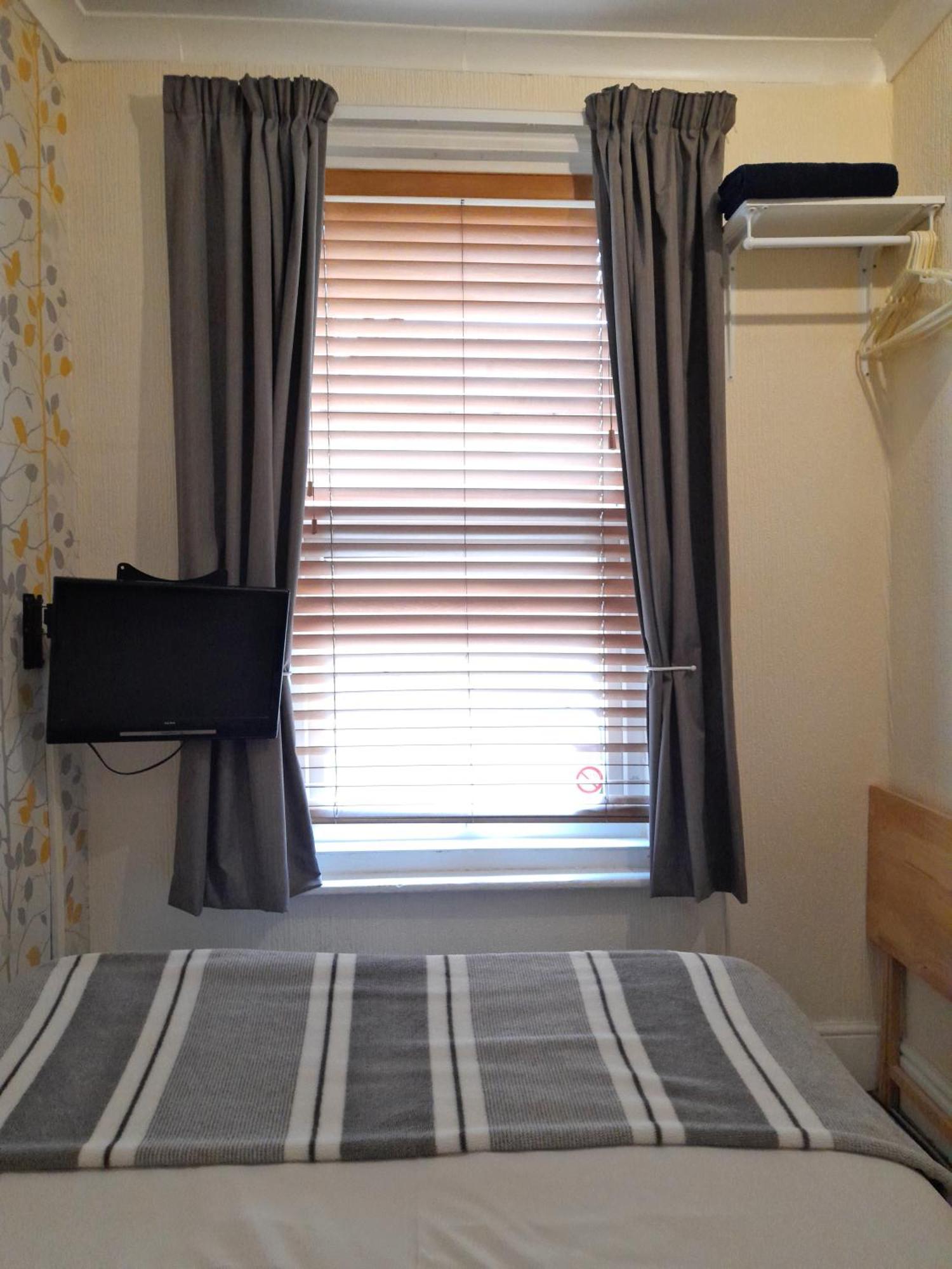 Phoenix Guest House Blackpool Room photo
