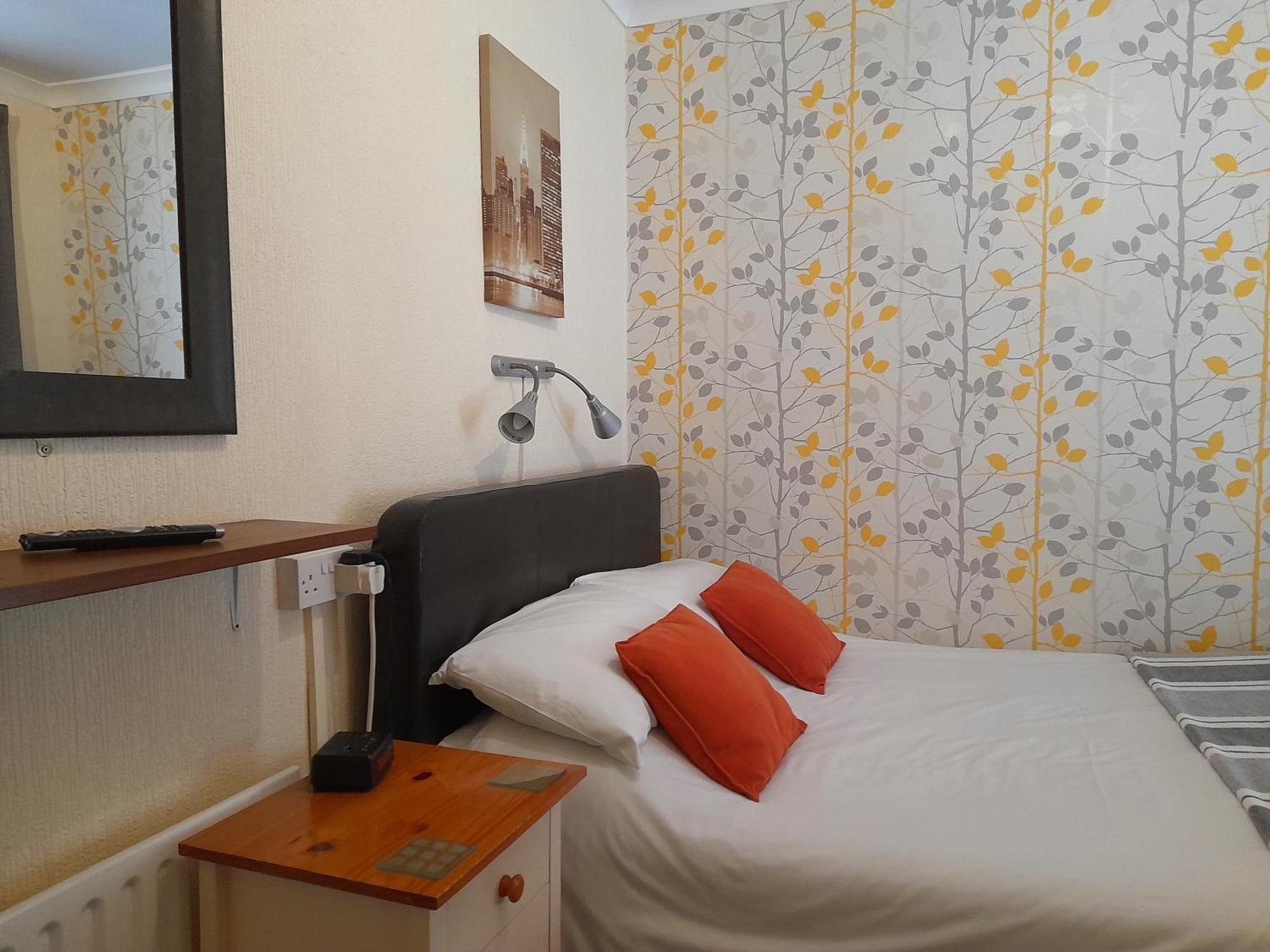 Phoenix Guest House Blackpool Room photo
