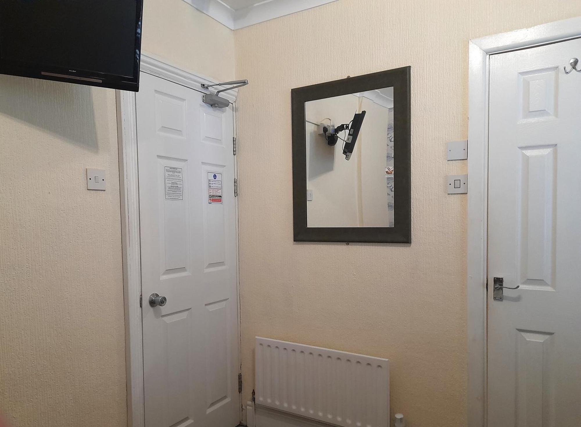 Phoenix Guest House Blackpool Room photo