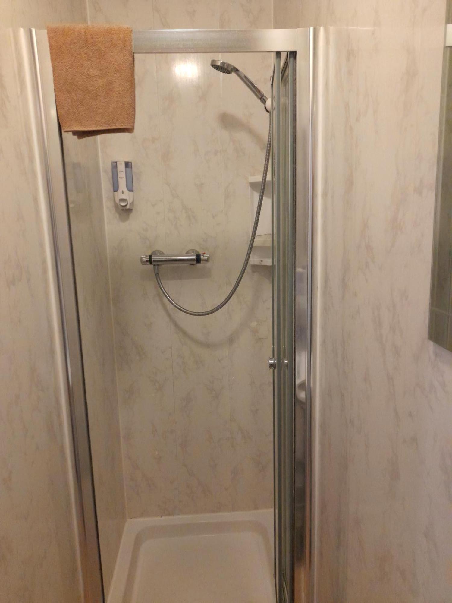 Phoenix Guest House Blackpool Room photo