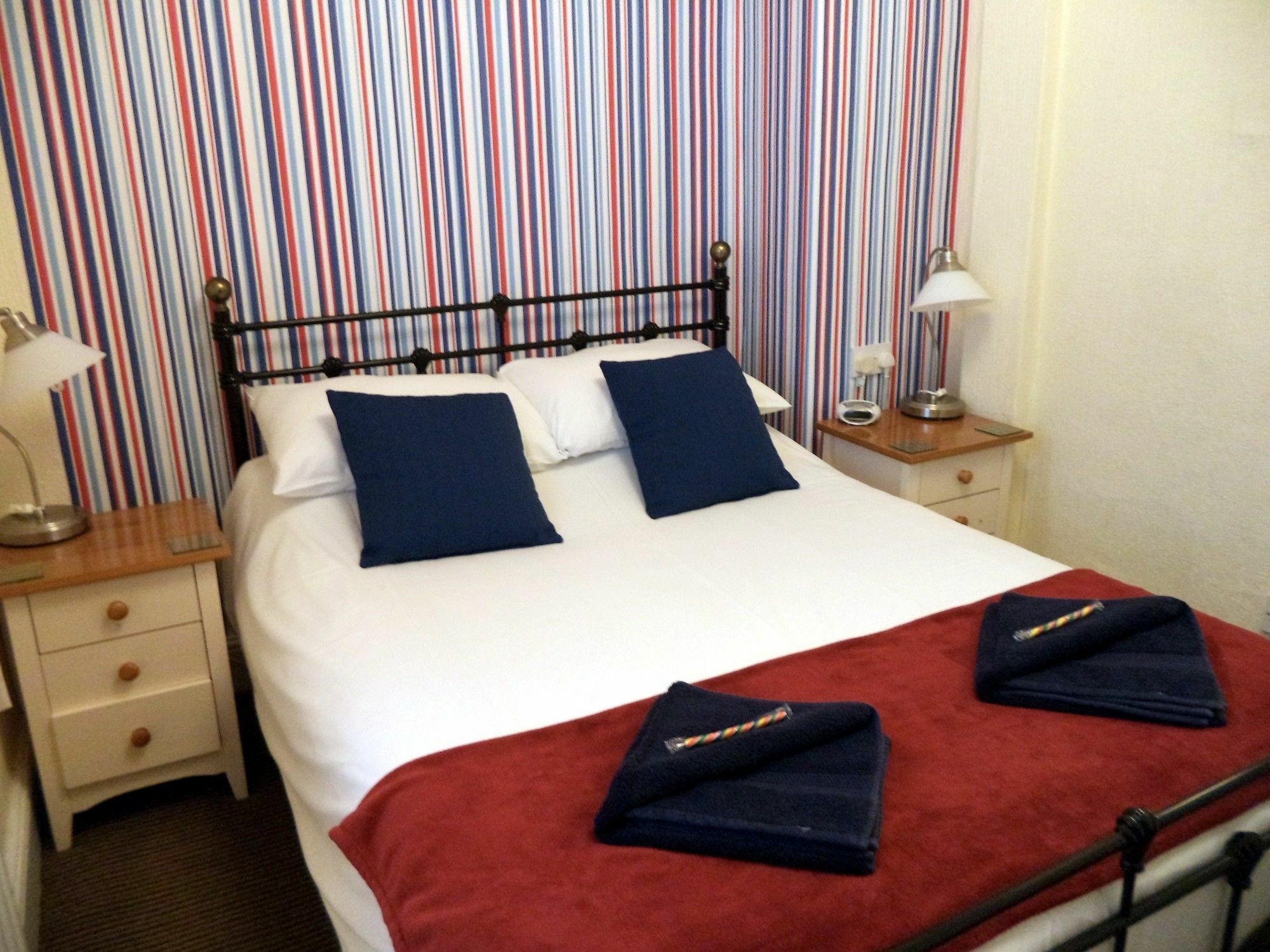 Phoenix Guest House Blackpool Exterior photo