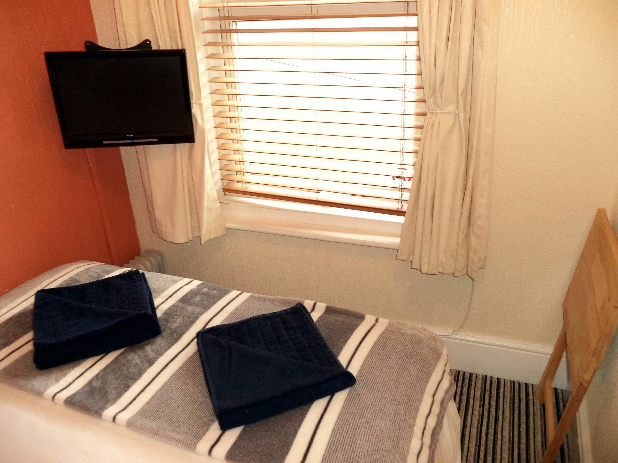 Phoenix Guest House Blackpool Exterior photo